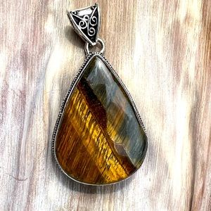 Tigers eye pendant